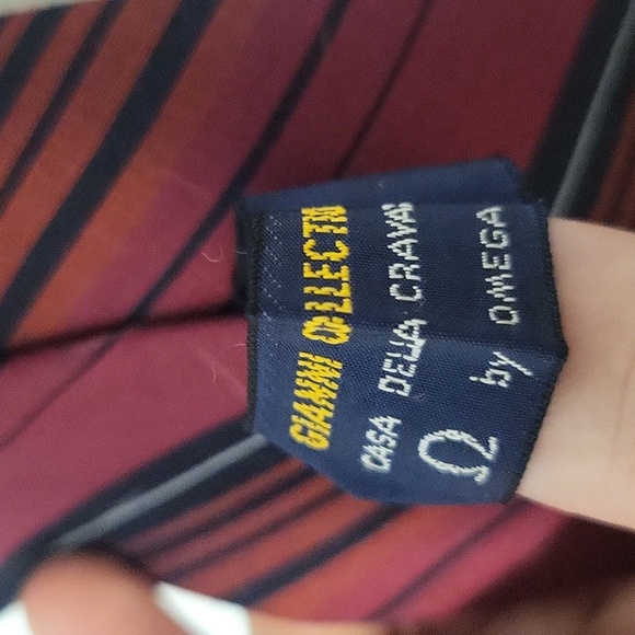 Red and black stripped tied - Picture 2 of 2